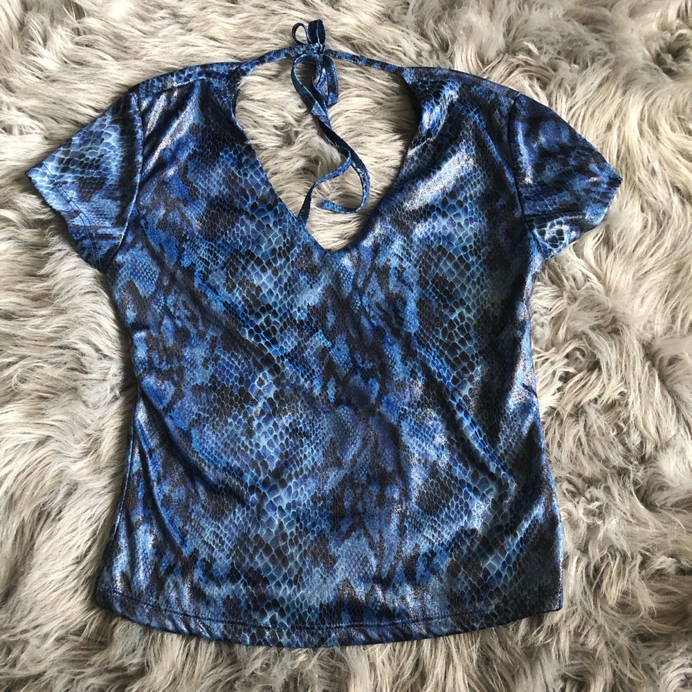 silk snake crop top